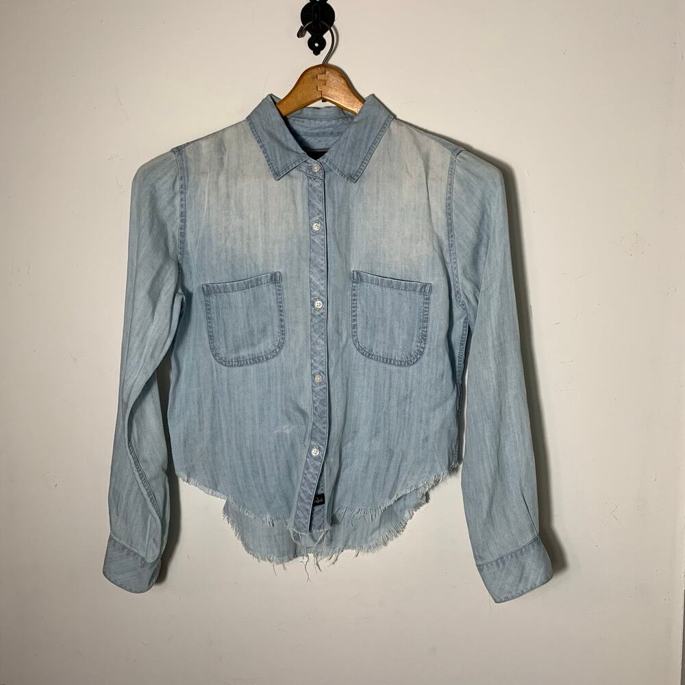 Womens Rails Lightweight Denim Cropped Raw Hem Button Front Blouse Size S EUC! - Picture 2 of 4